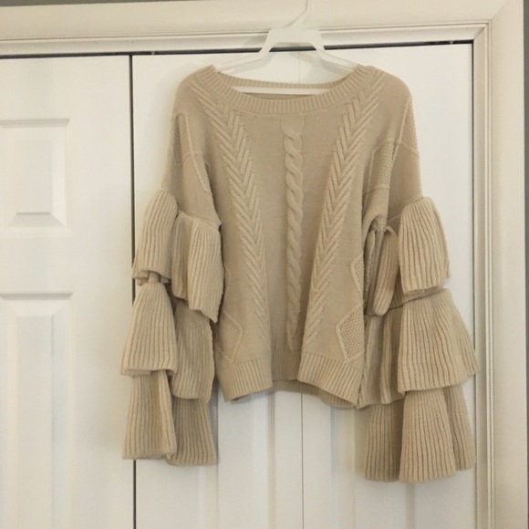Sweater tan with bell sleeve - Picture 1 of 3